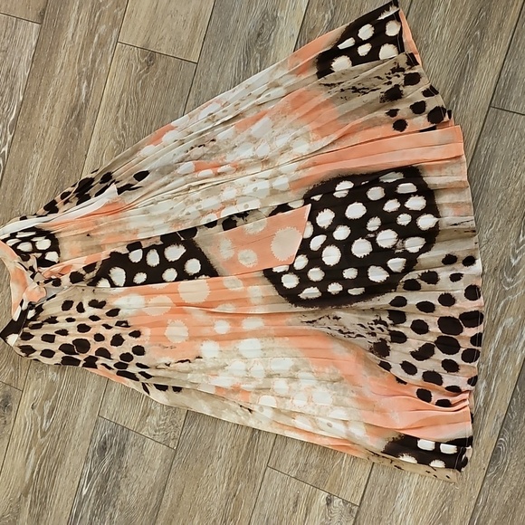 Colorful and Head-Turning Animal Print Halter Dress - Picture 13 of 16